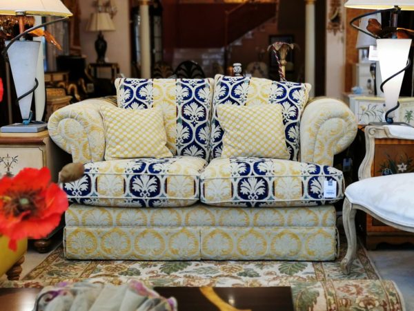 Sofa “Antique”